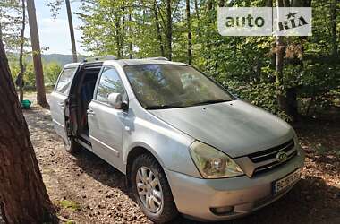 Минивэн Kia Carnival 2006 в Львове