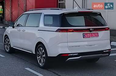 Минивэн Kia Carnival 2021 в Киеве