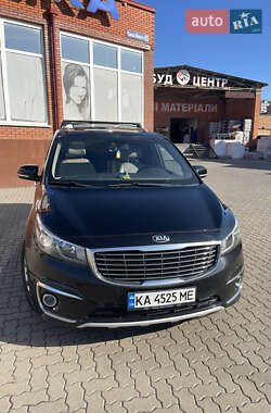 Мінівен Kia Carnival 2015 в Хмельницькому