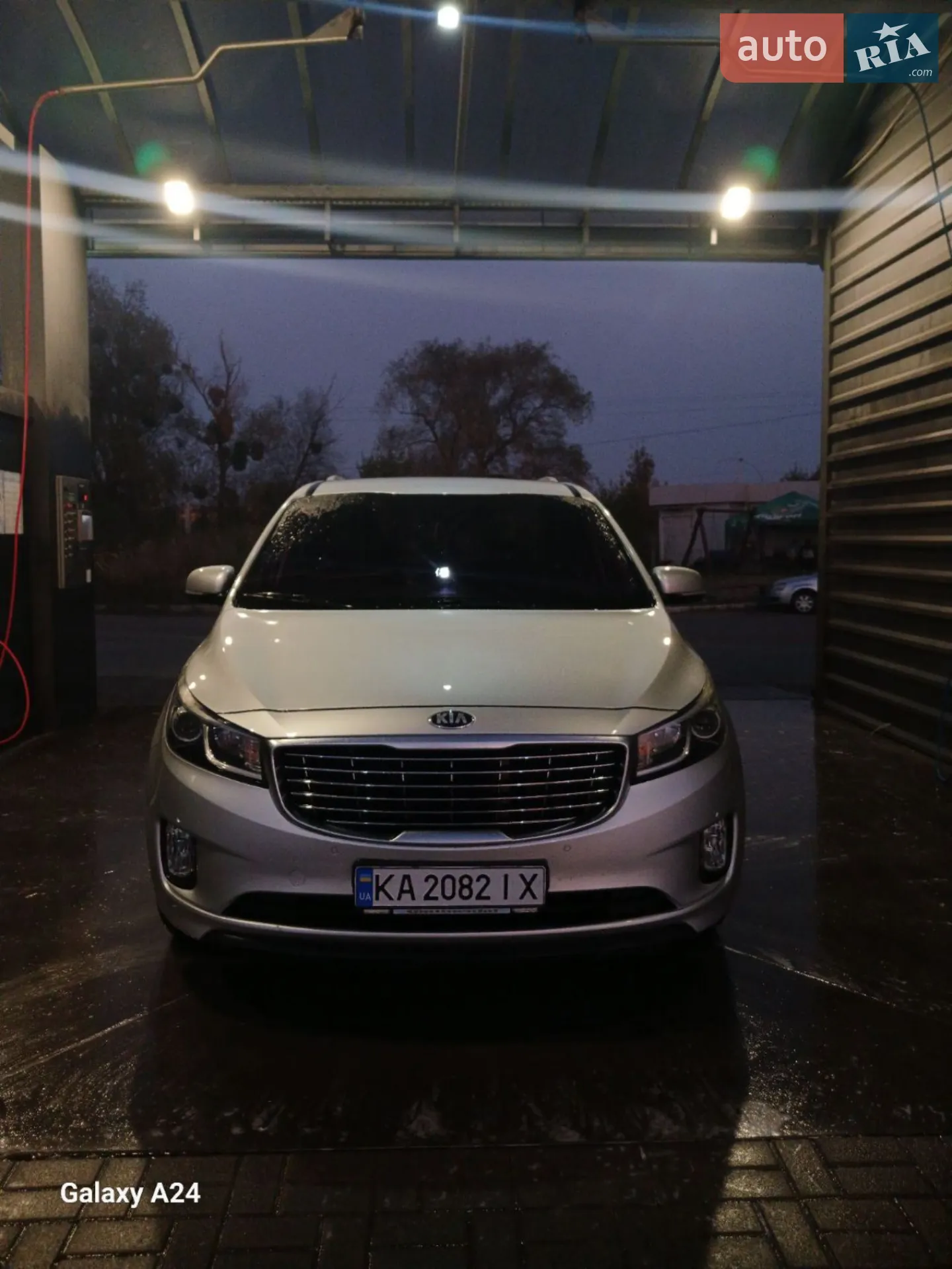 2014 Kia Carnival - мініатюра 11