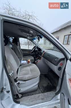 Мінівен Kia Carnival 2003 в Коломиї