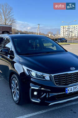 Мінівен Kia Carnival 2018 в Києві