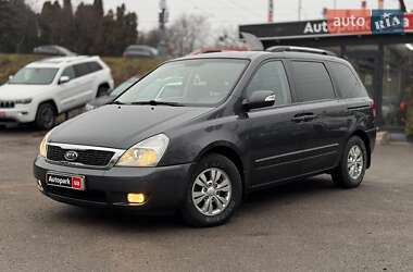 Минивэн Kia Carnival 2012 в Виннице