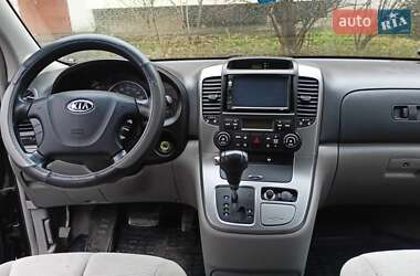 Минивэн Kia Carnival 2006 в Виннице