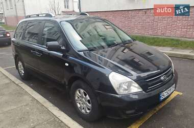 Минивэн Kia Carnival 2007 в Новояворовске