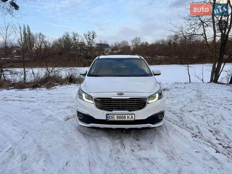 Минивэн Kia Carnival 2017 в Житомире фото 11 Минивэн Kia Carnival 2017 в Житомире