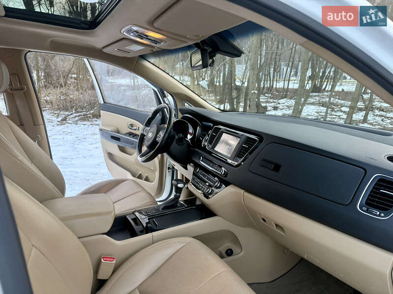 Минивэн Kia Carnival 2017 в Житомире фото 25 Минивэн Kia Carnival 2017 в Житомире