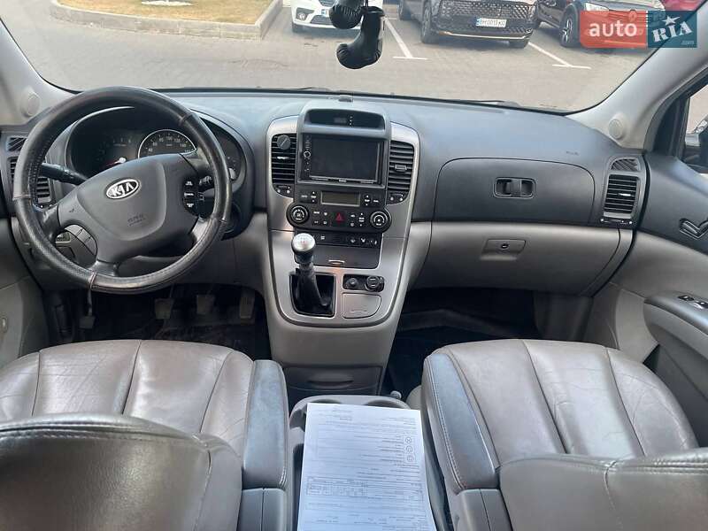 Минивэн Kia Carnival 2006 в Одессе фото 9 Минивэн Kia Carnival 2006 в Одессе