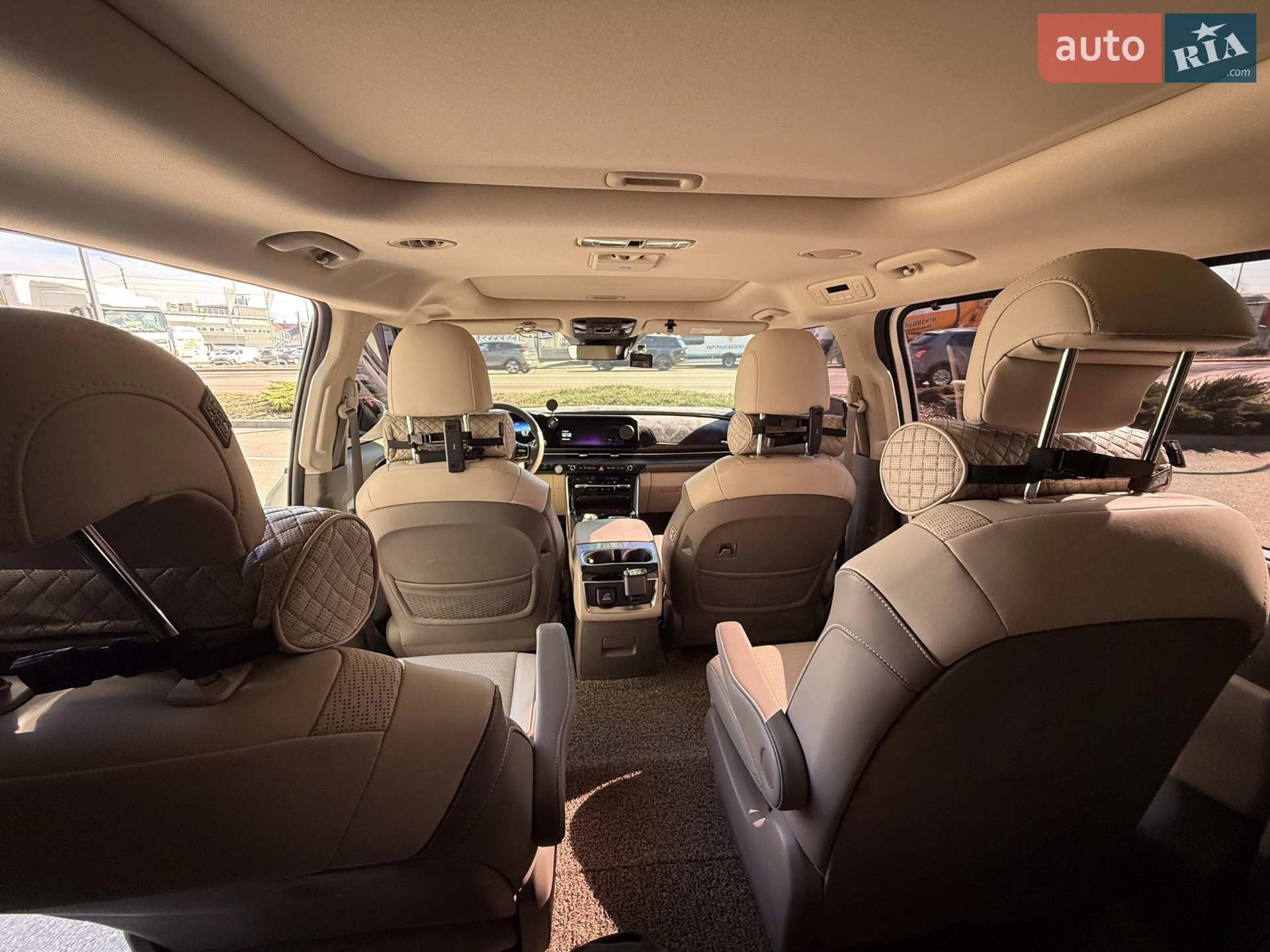 2022 Kia Carnival - мініатюра 17