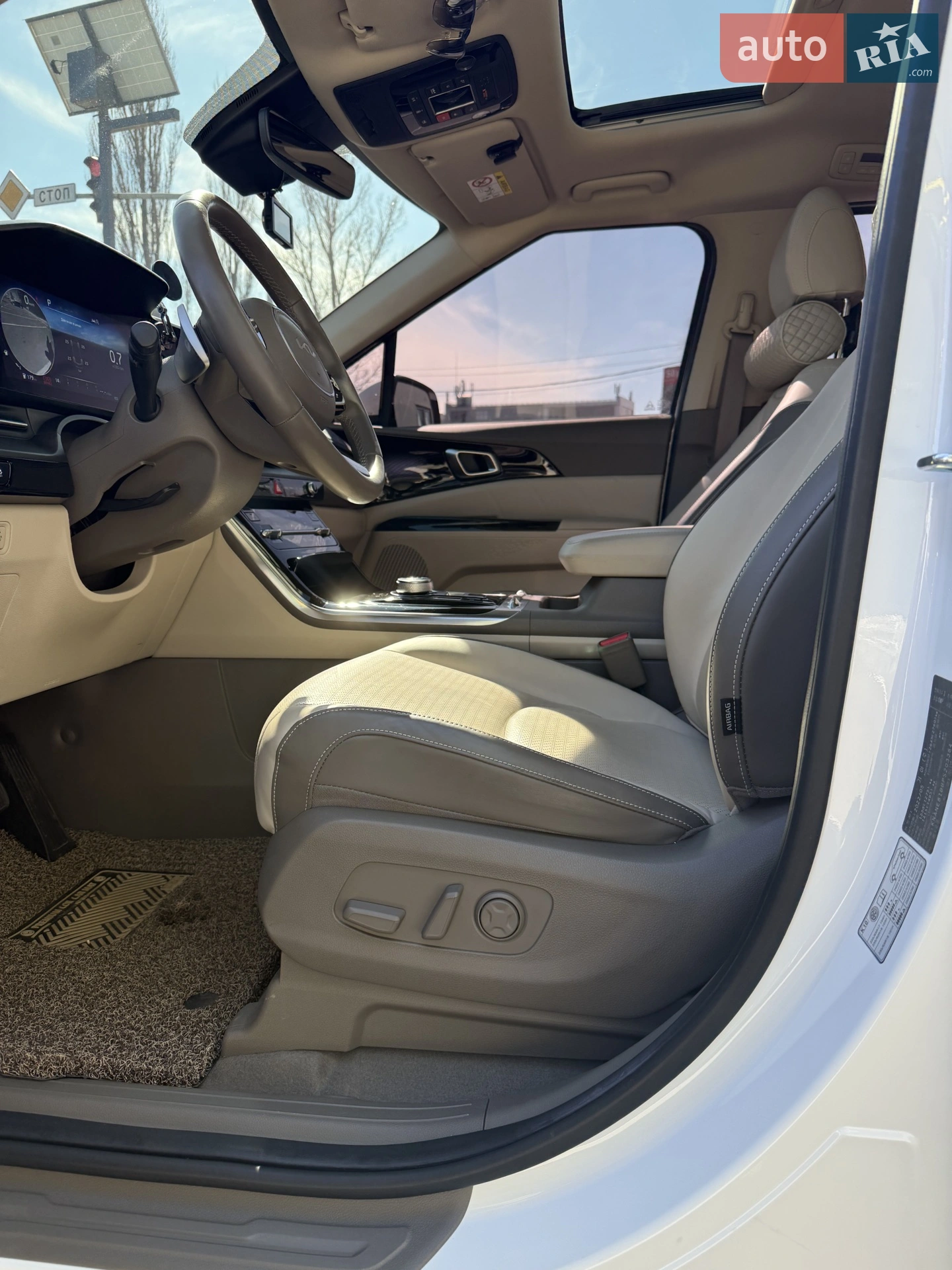 2022 Kia Carnival - мініатюра 27
