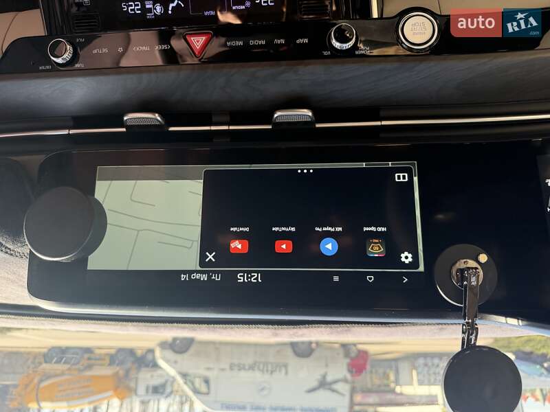 Минивэн Kia Carnival 2022 в Киеве