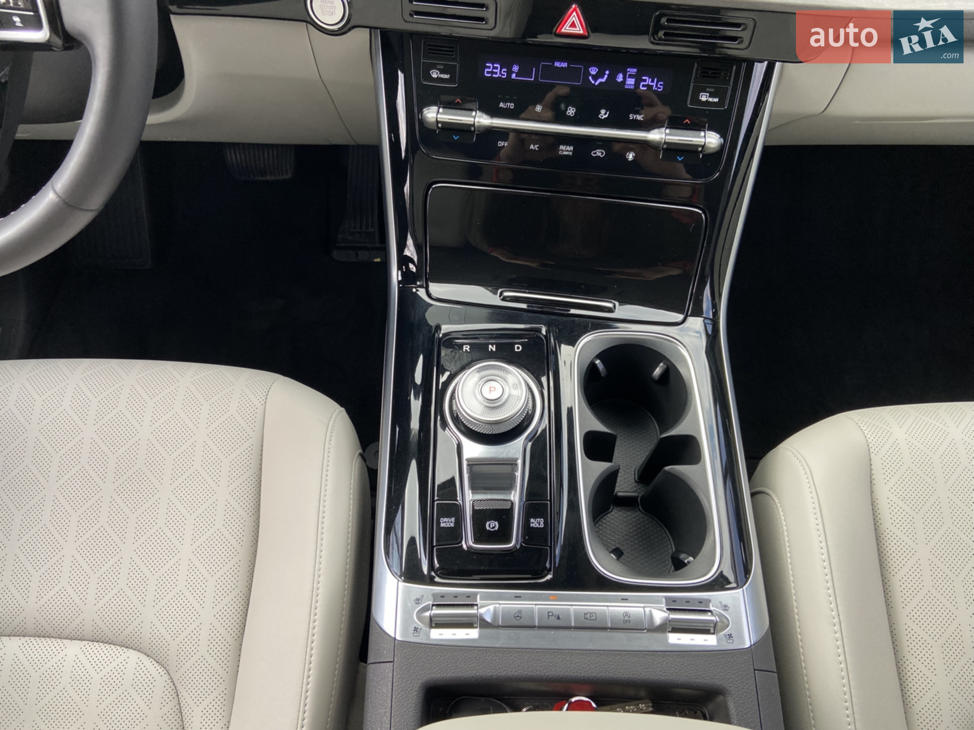 2023 Kia Carnival - мініатюра 11