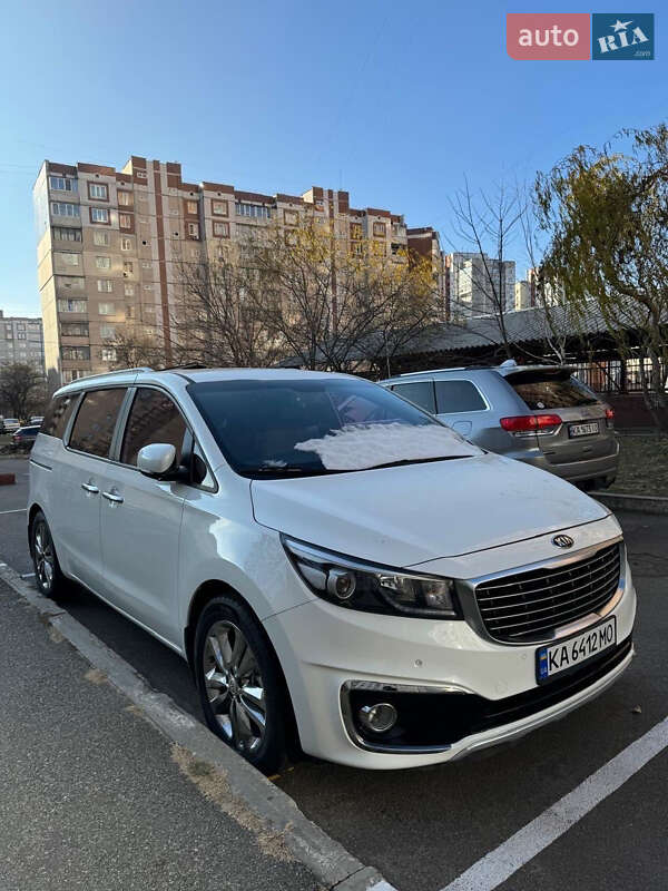 Kia Carnival 2015