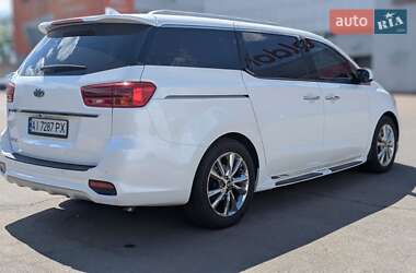Минивэн Kia Carnival 2019 в 