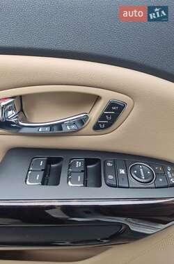 Минивэн Kia Carnival 2019 в 