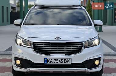 Мінівен Kia Carnival 2017 в 