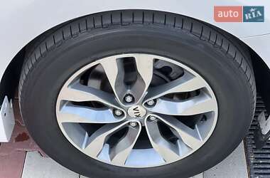 Мінівен Kia Carnival 2017 в 