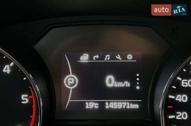 Мінівен Kia Carnival 2017 в 