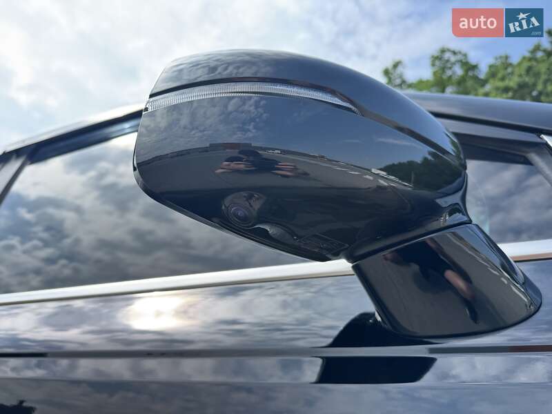 Минивэн Kia Carnival 2022 в Киеве