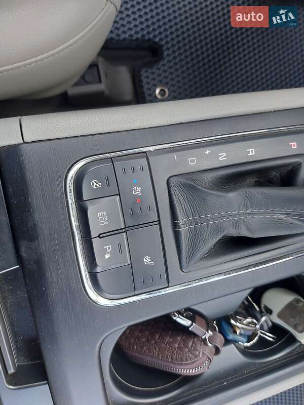 Минивэн Kia Carnival 2015 в Днепре фото 12 Минивэн Kia Carnival 2015 в Днепре