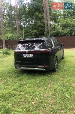Минивэн Kia Carnival 2021 в Киеве