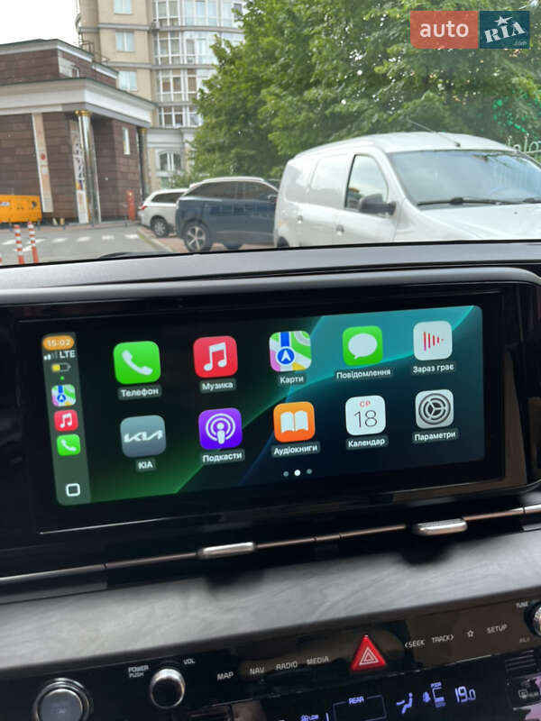 Минивэн Kia Carnival 2021 в Киеве