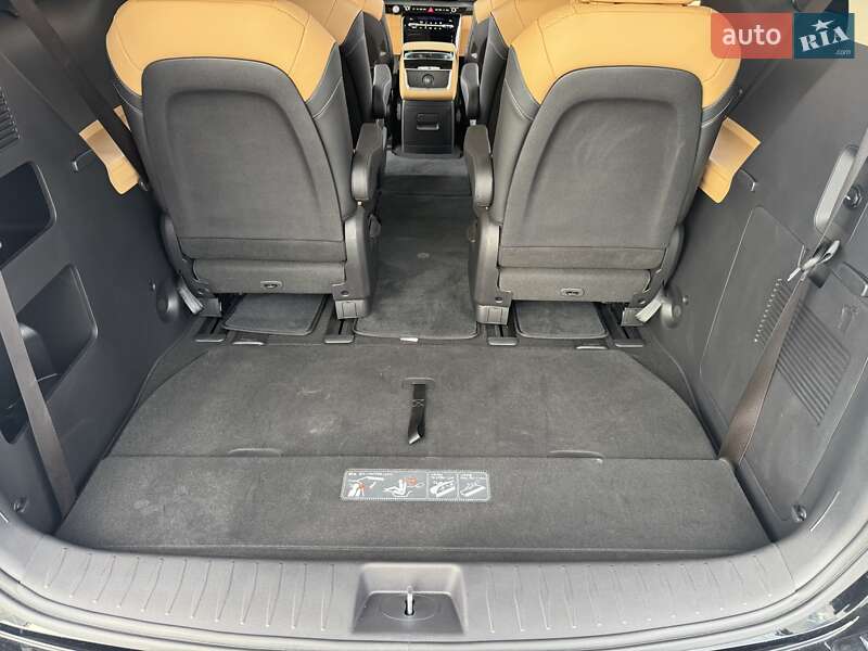 Минивэн Kia Carnival 2023 в Киеве фото 32 Минивэн Kia Carnival 2023 в Киеве