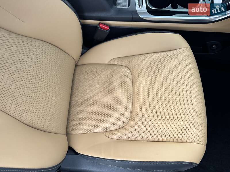 Минивэн Kia Carnival 2023 в Киеве фото 37 Минивэн Kia Carnival 2023 в Киеве