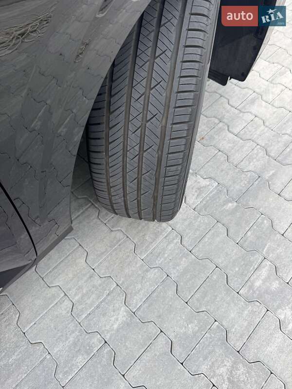 Минивэн Kia Carnival 2023 в Киеве фото 45 Минивэн Kia Carnival 2023 в Киеве