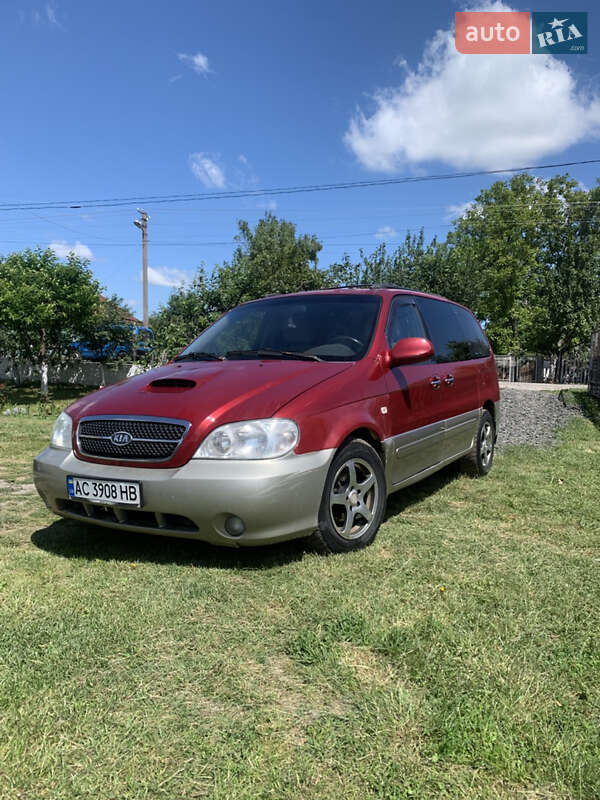 Мінівен Kia Carnival 2004 в Ковелі