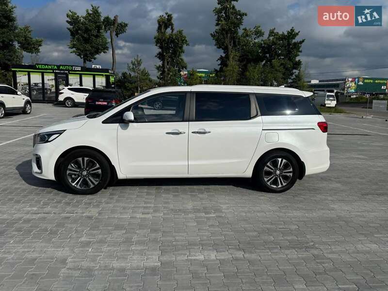 Минивэн Kia Carnival 2019 в Киеве фото 5 Минивэн Kia Carnival 2019 в Киеве