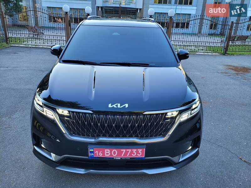 Мінівен Kia Carnival 2023 в Полтаві