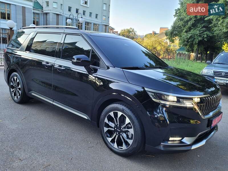 Мінівен Kia Carnival 2023 в Полтаві
