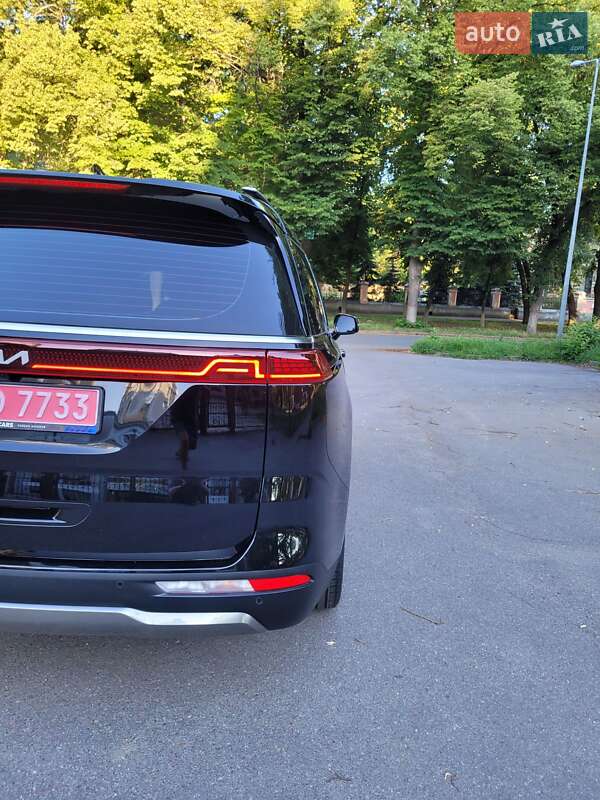 Мінівен Kia Carnival 2023 в Полтаві
