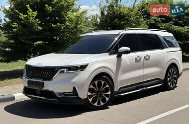 Мінівен Kia Carnival 2022 в Києві