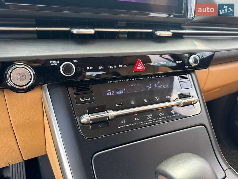 Мінівен Kia Carnival 2021 в Києві