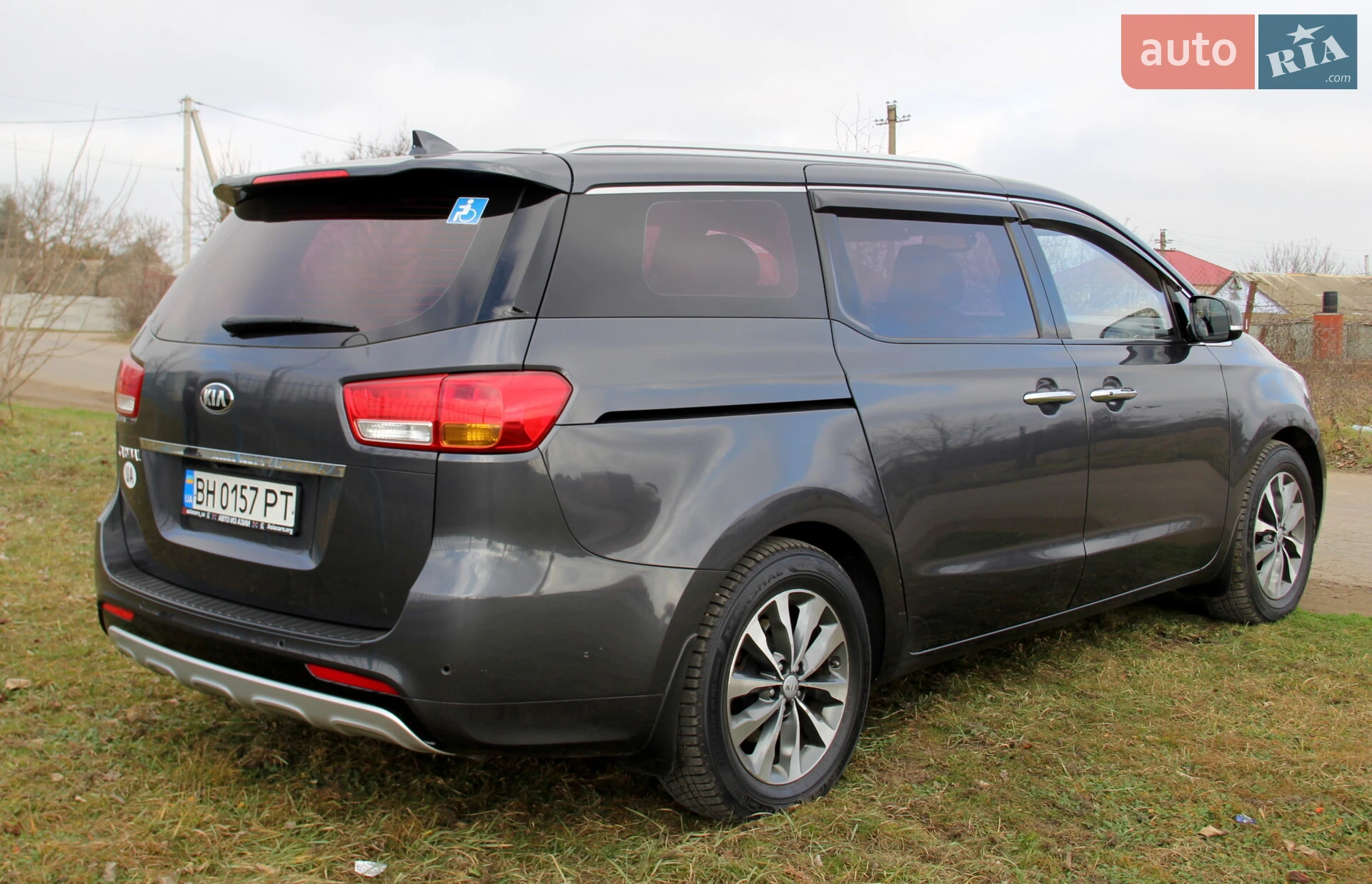 2015 Kia Carnival - мініатюра 9