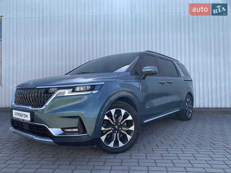 Мінівен Kia Carnival 2021 в Львові