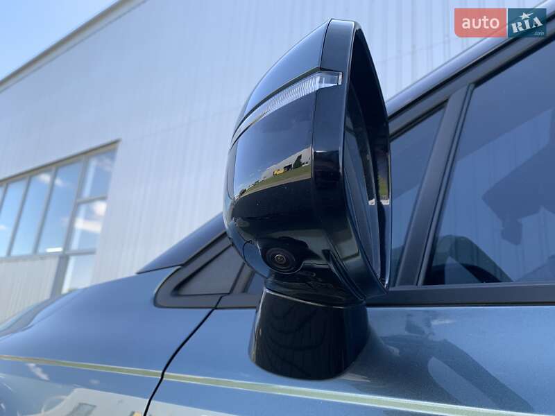 Мінівен Kia Carnival 2021 в Львові