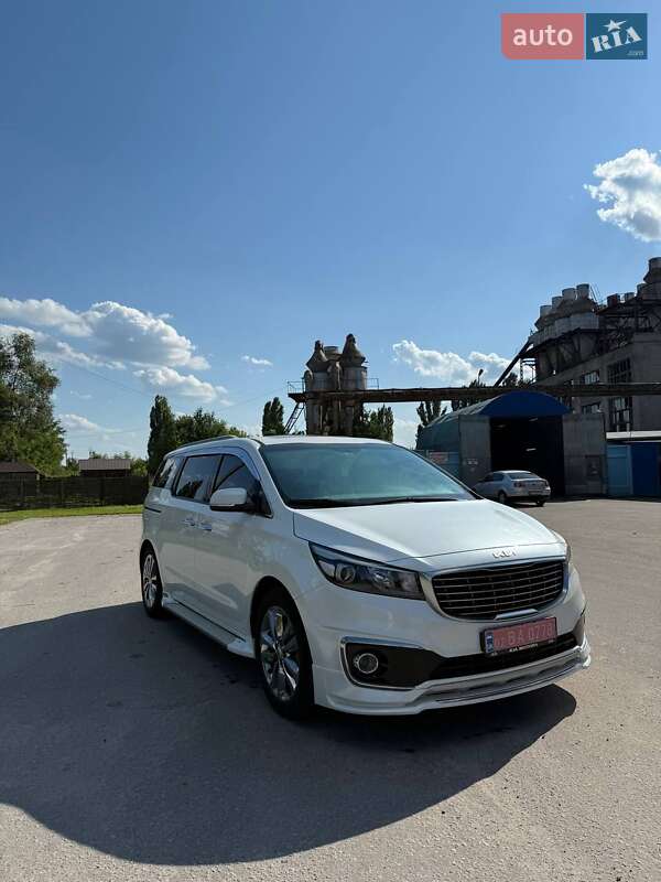 Kia Carnival 2014
