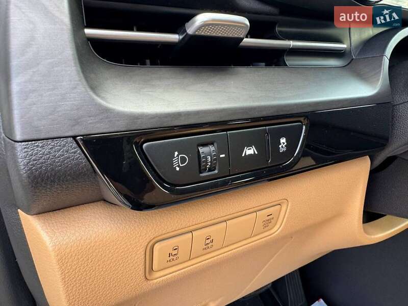 Мінівен Kia Carnival 2021 в Києві фото 13 Мінівен Kia Carnival 2021 в Києві