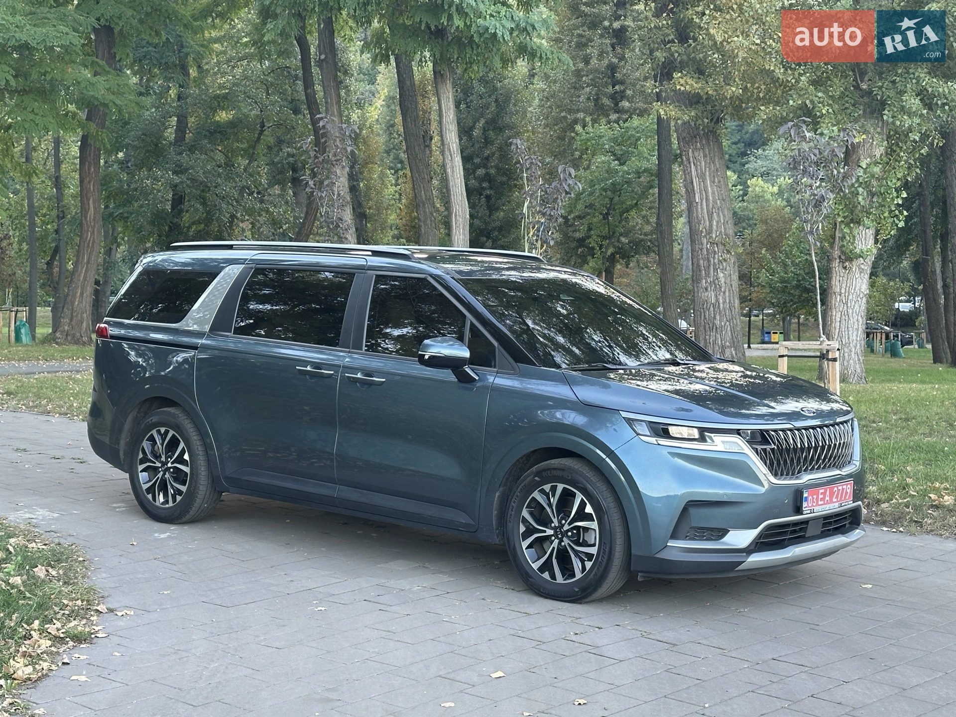 2020 Kia Carnival - мініатюра 3