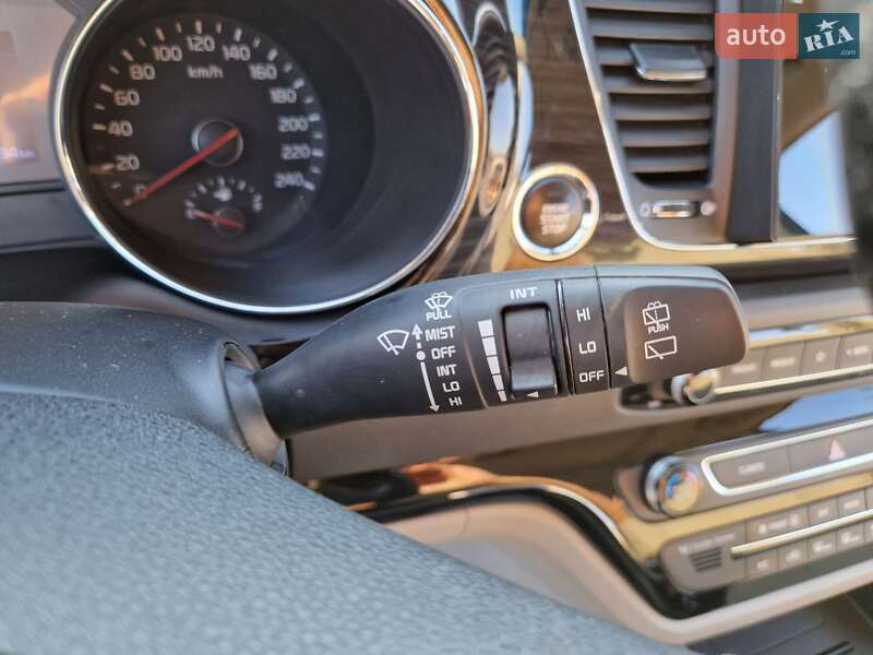 Минивэн Kia Carnival 2018 в Одессе