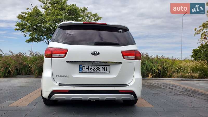 Мінівен Kia Carnival 2015 в Одесі фото 16 Мінівен Kia Carnival 2015 в Одесі