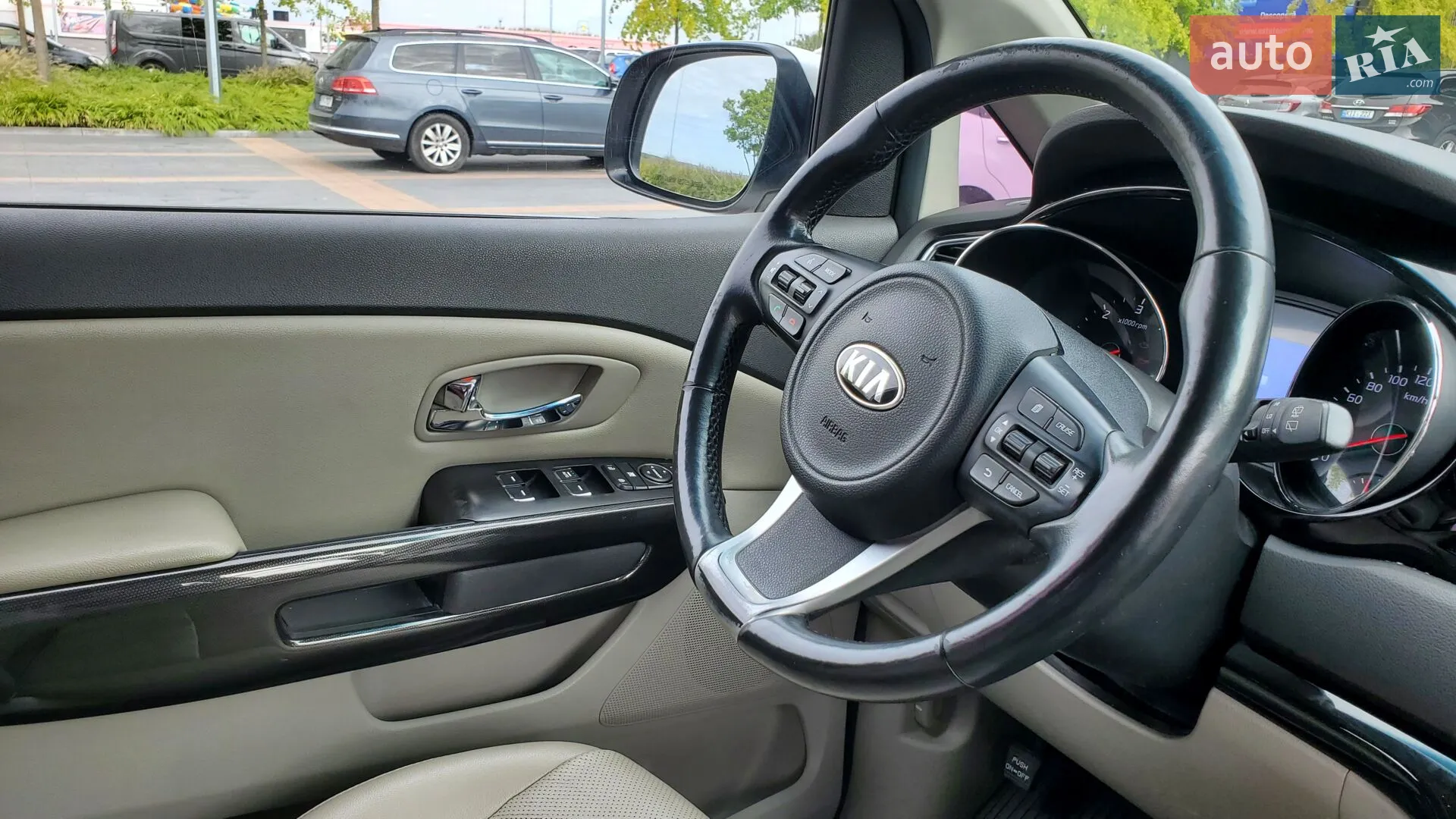 2015 Kia Carnival - мініатюра 36
