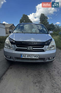 Минивэн Kia Carnival 2006 в Богодухове