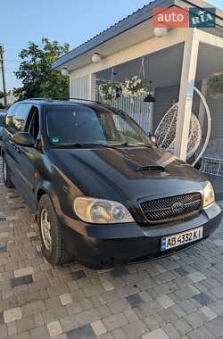 Минивэн Kia Carnival 2003 в Тульчине