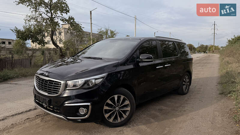 Мінівен Kia Carnival 2017 в Білгороді-Дністровському фото 3 Мінівен Kia Carnival 2017 в Білгороді-Дністровському