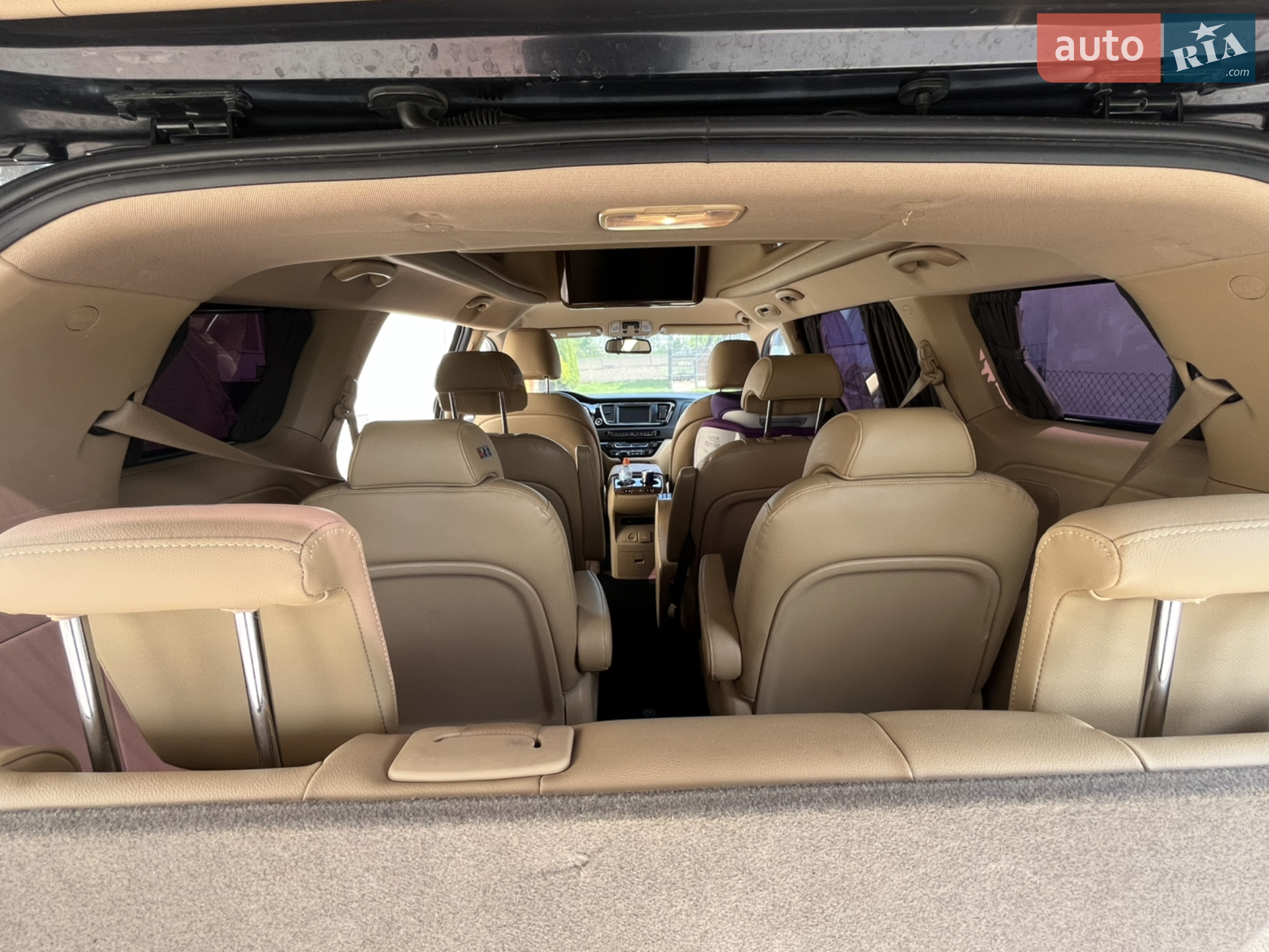 2016 Kia Carnival - мініатюра 14