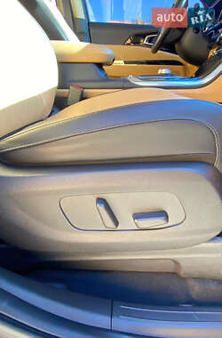 Минивэн Kia Carnival 2021 в 